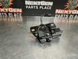 97-04 C5 CORVETTE CONVERTIBLE DECKLID/ TRUNK LATCH OEM #1302