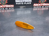 04-06 PONTIAC GTO RH LH FRONT BUMPER MARKER LIGHT 92155601 OEM #1522
