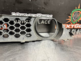 2013 FORD MUSTANG GT FRONT UPPER GRILLE WITHOUT FOG LIGHTS OEM DR33-8200-BCW 990
