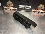 2004 PONTIAC GTO HOOD FUSE BOX COVER LID OEM 92169852 #1043