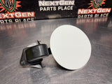08 - 09 PONTIAC G8 GT FUEL DOOR GAS CAP COVER LID ASSEMBLY WHITE 92213014 #1423