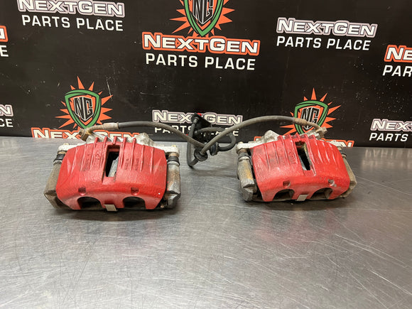 04 PONTIAC GTO FRONT BRAKE CALIPERS OEM #1043
