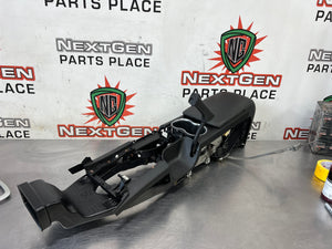 08-09 PONTIAC G8 CENTER CONSOLE OEM #611