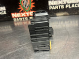 2015 GMC SIERRA 2500 RH DASH FUSE BOX 23443944-02 #1602