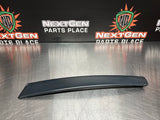 04 -06 PONTIAC GTO EXTERIOR B PILLAR WINDOW TRIM RH SIDE 92093112 OEM #762