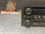2006 GMC SIERRA 2500HD RADIO CD PLAYER OEM 15850275 #1174