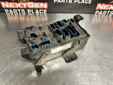 2006 FORD F250 6.0 INTERIOR RELAY FUSE BOX OEM 6C3T-14A067-AB #1124