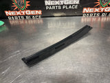 04 -06 PONTIAC GTO EXTERIOR B PILLAR WINDOW TRIM RH SIDE 92093112 OEM #1522