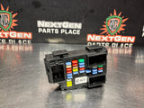 2011 GMC SIERRA 2500 FUSE JUNCTION BOX 20828609 OEM #1047