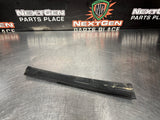 04 -06 PONTIAC GTO EXTERIOR B PILLAR WINDOW TRIM RH SIDE 92093111 OEM #1191