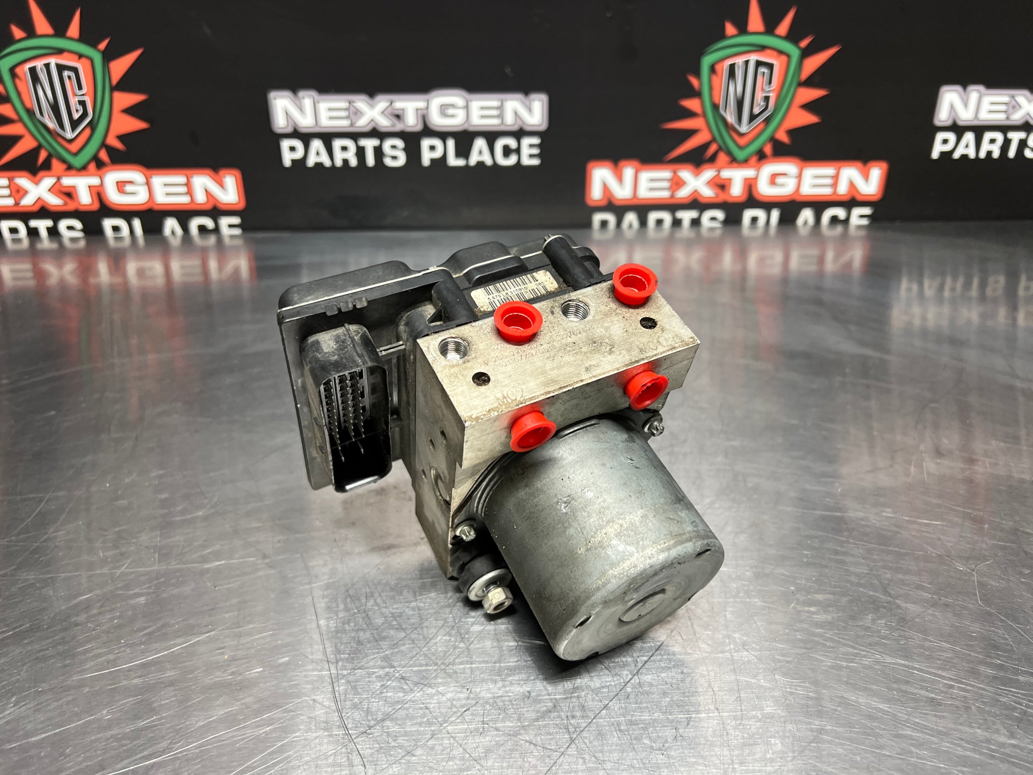 2011 C6 CORVETTE ABS PUMP MODULE 22762408 OEM #741 – NextGenPartsPlace