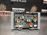 2011 GMC SIERRA 2500 6.6 UNDERHOOD FUSE BOX 29798216 OEM #1047