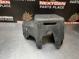 2005 SILVERADO 2500 6.6 FUSE BOX COVER/LID 15259528 AND BRACKET OEM #1064