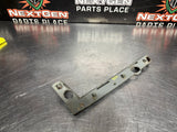 04-06 PONTIAC GTO FRONT RH RIGHT FRONT BUMPER GUIDE BRACKET 92177409 OEM #1269