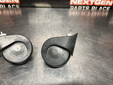 2011 CAMARO SS HORN LEFT LH AND RIGHT RH HORNS OEM #982