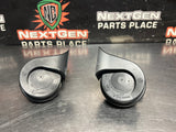 2010 CAMARO SS HORN LH AND RH HORNS OEM #1547