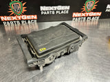 2015 CHEVY SILVERADO 2500 6.6 DURAMAX ENGINE BAY FUSE BOX 23285564 OEM #933