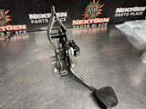 2015 CAMARO SS MANUAL BRAKE PEDAL AND BRACKET OEM 92199595 #1450