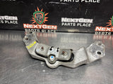 2012 CADILLAC CTS V COUPE 6L90E AUTO TRANSMISSION CROSSMEMBER MOUNT OEM #1592