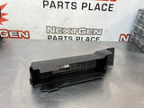 2004 PONTIAC GTO HOOD FUSE BOX COVER LID 92169852 #560