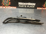05-13 C6 CORVETTE RF PASSENGER SIDE FENDER TO BUMPER BRACKET 15230685 #1194