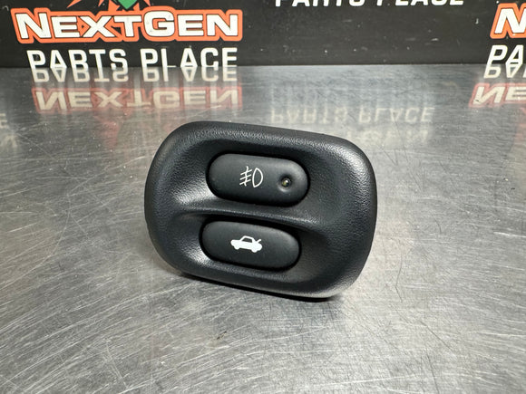 97 - 04 C5 CORVETTE FOG LIGHT / REAR TRUNK RELEASE SWITCH 12135155 OEM #1150