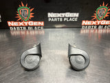 2010 CAMARO SS HORN LEFT LH AND RIGHT RH HORNS OEM #999