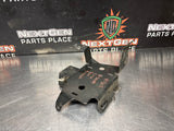 2011 CADILLAC CTS-V ENGINE BAY FUSE BOX BRACKET OEM #1305