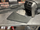 08-09 PONTIAC G8 CENTER CONSOLE OEM #1036