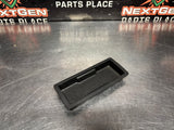 04-06 PONTIAC GTO CENTER CONSOLE COIN HOLDER RUBBER INSERT 92109103 OEM #1438