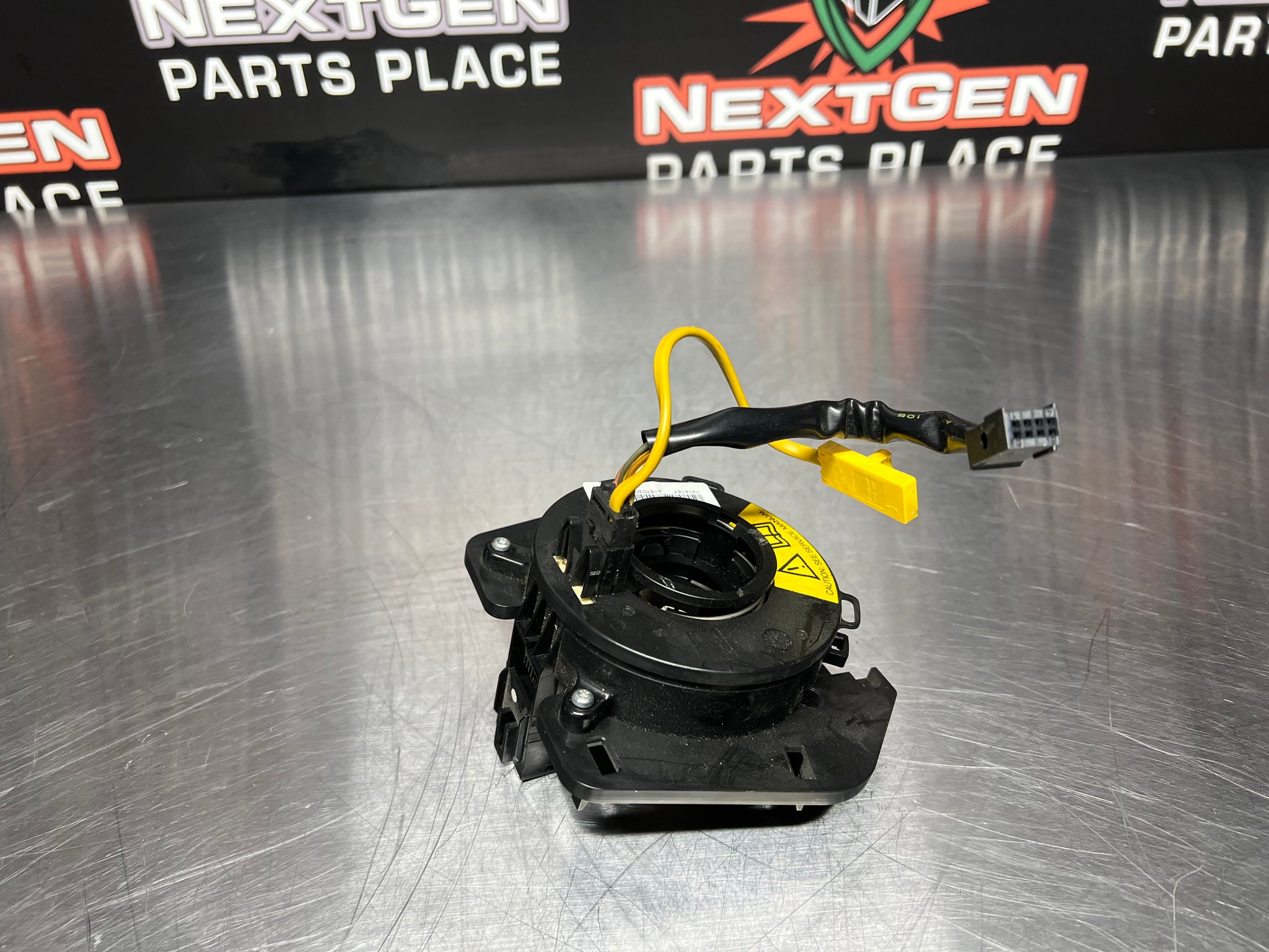 05-06 PONTIAC GTO CLOCK SPRING 1418217 OEM #762 – NextGenPartsPlace
