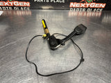 04-06 PONTIAC GTO RH PASSENGER FRONT SEAT BELT PRE TENSIONER BUCKLE OEM #1167