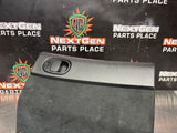 2004 PONTIAC GTO GLOVE BOX BLK OEM #1438