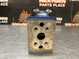 16-22 CAMARO SS LEFT FRONT REINFORCEMENT BRACKET OEM 23438102 #1556