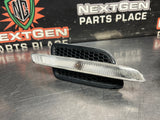 08-09 PONTIAC G8 FRONT RH AND LH TURN SIGNAL MARKER LIGHTS #1590
