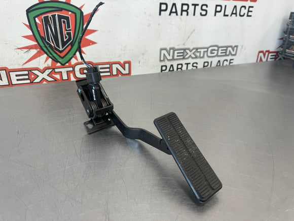 05-13 C6 CORVETTE DBW GAS PEDAL #562