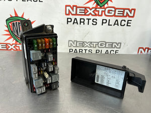 97-04  C5 CORVETTE FUSE RELAY CONTROL CENTER 15329393 #486