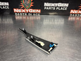 2015 FORD MUSTANG GT LH DRIVER SIDE DASHBOARD GLOVE BOX TRIM OEM #1092