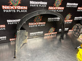 04 - 06 PONTIAC GTO FRONT DRIVER LH INNER FENDER WELL LINER OEM 92081645 #1191