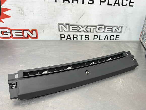 08-09 PONTIAC G8 UPPER DASH VENT PANEL W SUN LOAD SENSOR  92181518 OEM #417