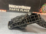 2006 GMC SIERRA GAS PEDAL 15233970 OEM #1174