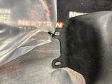 2001 C5 CORVETTE RADIATOR UPPER MOUNTING BRACKET 10405439 OEM #1374