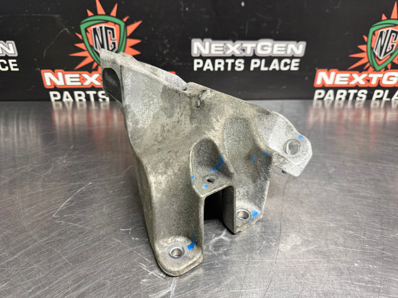 2018 CAMARO SS LEFT FRONT SIDE MOTOR MOUNT BRACKET #1041