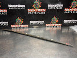 04-06 PONTIAC GTO DRIVER SIDE LH DOOR TO WINDOW WEATHER STRIP SEAL OEM #1438