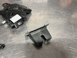 2010 CAMARO SS INSIDE TRUNK RELEASE WITH LATCH OEM 13501988 #1547