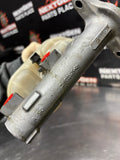 1998 C5 CORVETTE BRAKE MASTER CYLINDER OEM 18016548 #4044