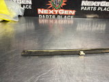 04-06 PONTIAC GTO PASSENGER SIDE RH DOOR TO WINDOW WEATHER STRIP SEAL OEM #1269