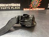 2006 GMC SIERRA GAS PEDAL 15233970 OEM #1174