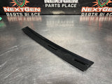 04 -06 PONTIAC GTO EXTERIOR B PILLAR WINDOW TRIM LH SIDE 92093111 OEM #1522