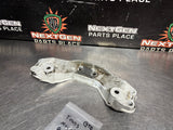 2004 PONTIAC GTO TRANSMISSION T56 6 SPEED CROSSMEMBER/ MOUNT OEM #1691